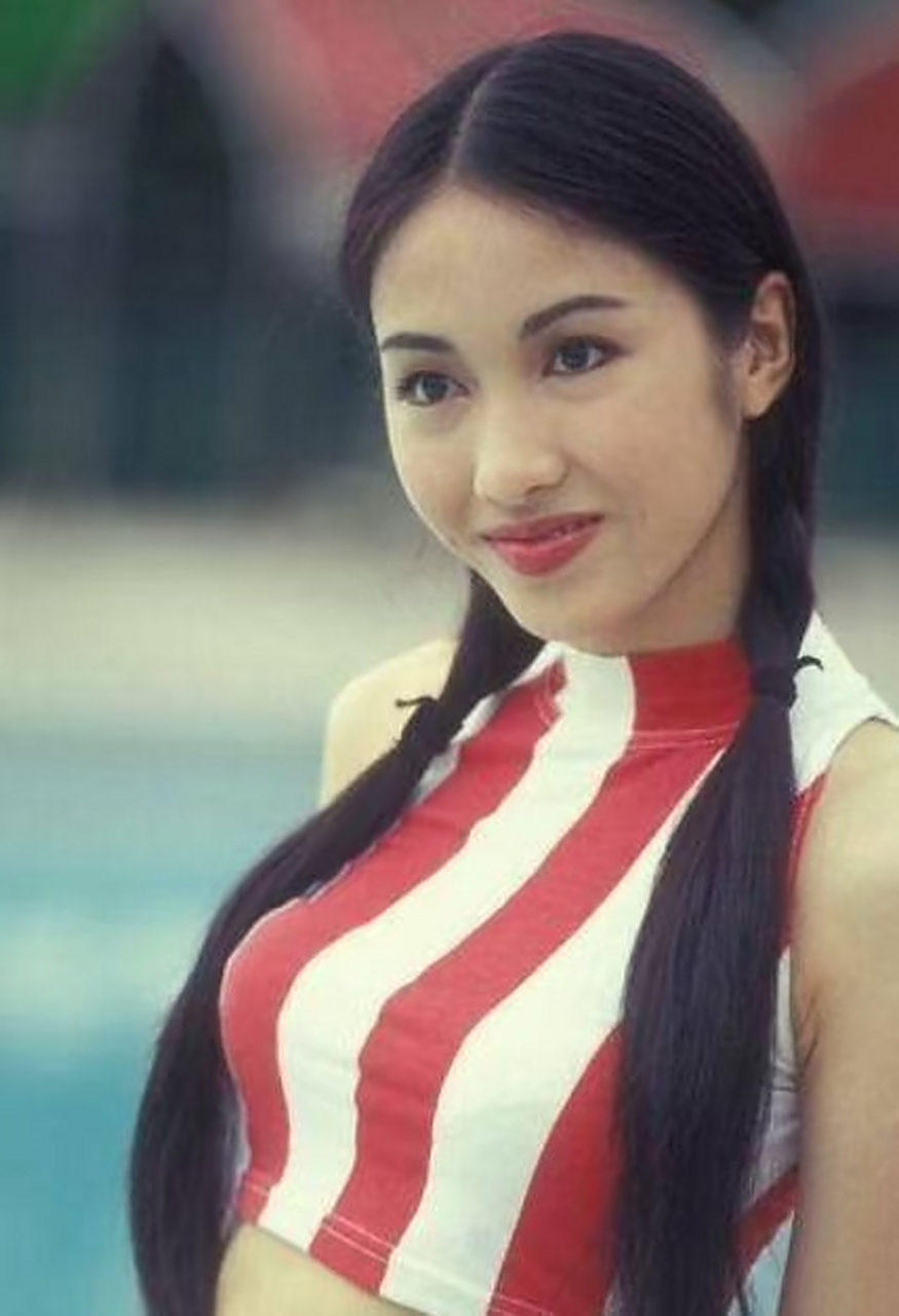 黎姿早期照片 真的好美 眼含秋波