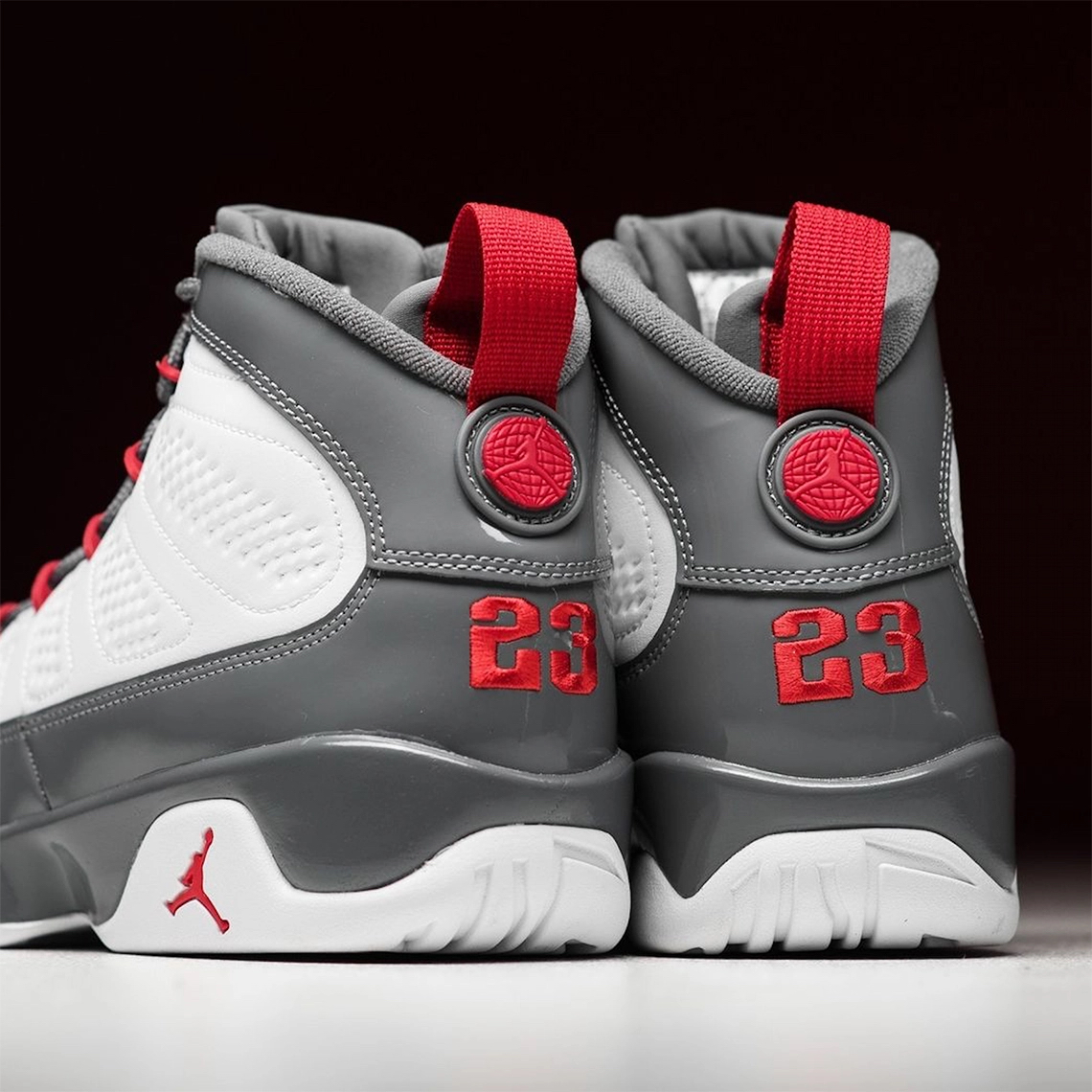 air jordan 9 "fire red"到来