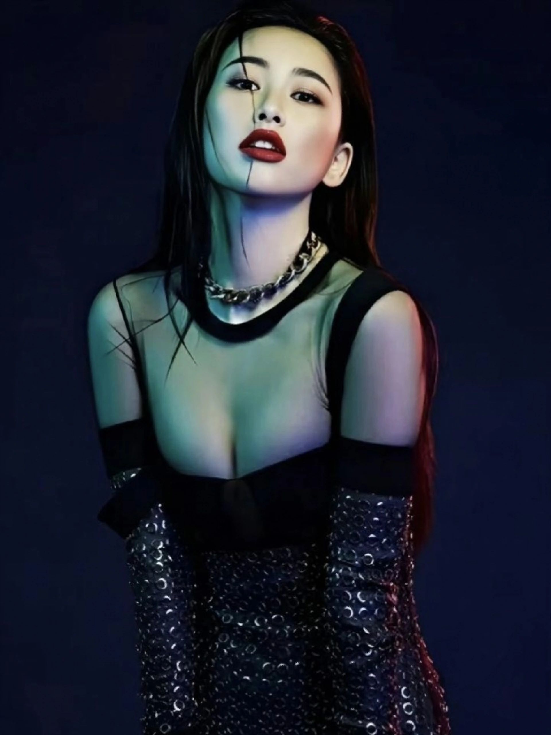 迷人芳华,朱珠写真展现绝美风采