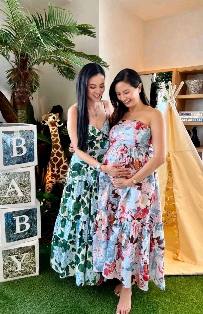 香港名媛林恬儿晒出了与豪门儿媳陈颂廉合影,照片中