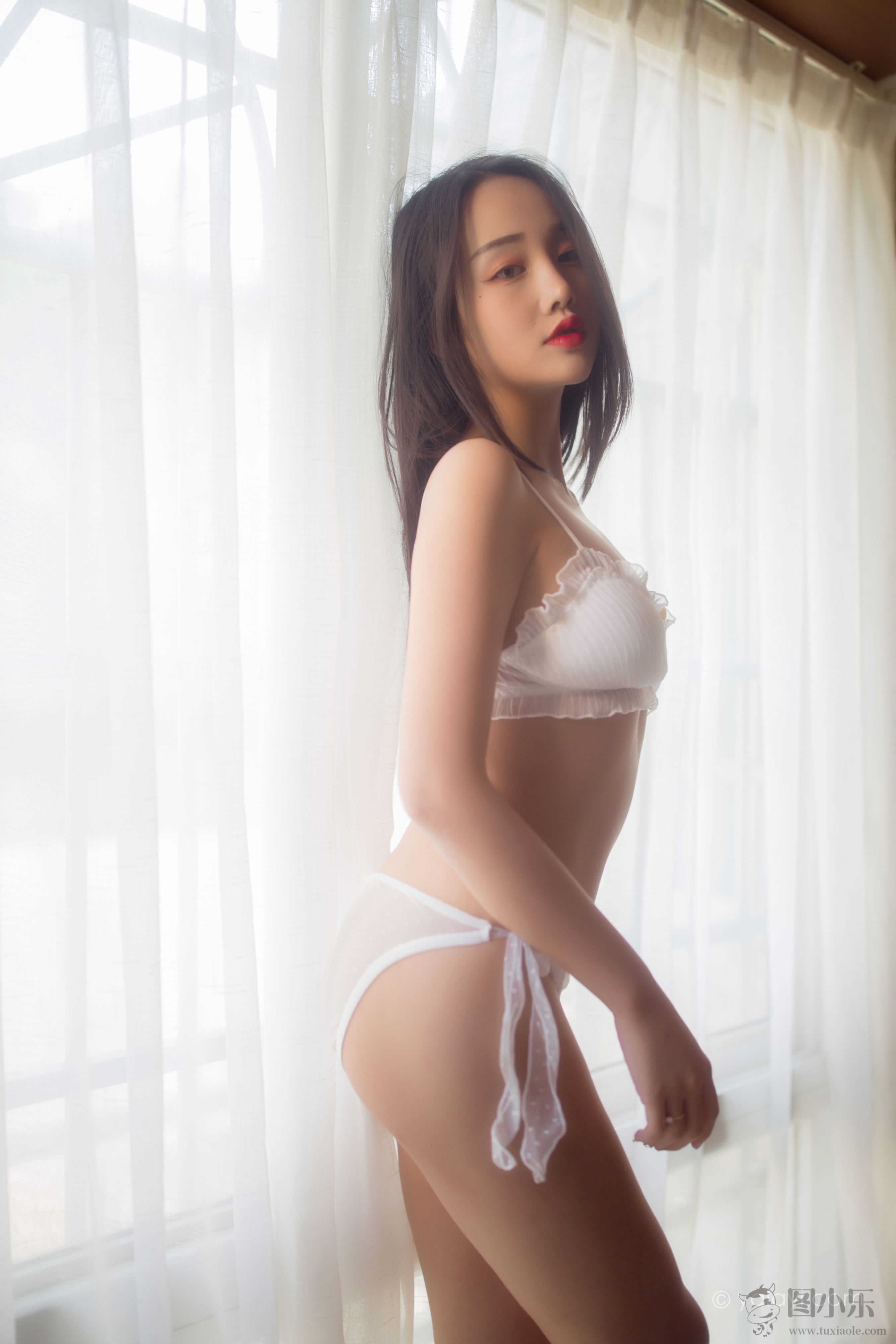 YALAYI-649-2.jpg