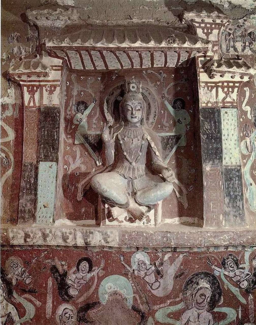 甘肃敦煌莫高窟第275窟北壁交脚菩萨像龛(北魏,5世纪下半叶)#传统文化