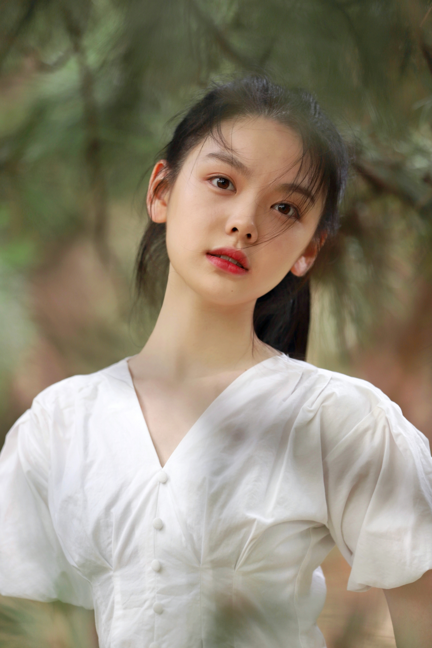极品清秀美少女～演员吴甜甜