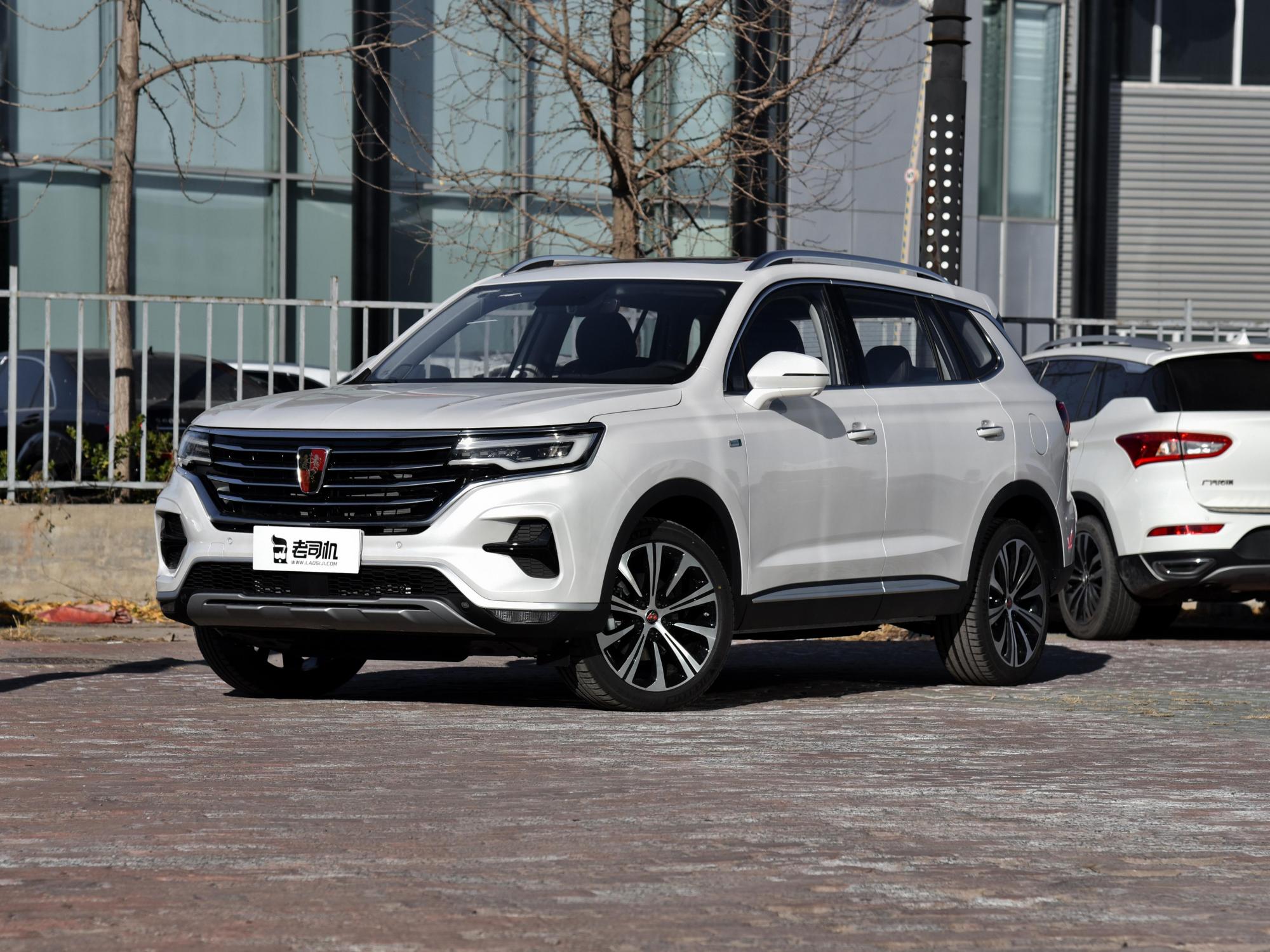 纯电续航70,竖状大屏,科技感十足,实拍荣威rx5 emax