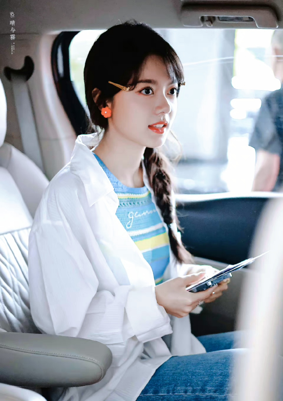 赵今麦《你好星期六》上班照,高清怼脸真的很抗打,太漂亮了 #赵今麦