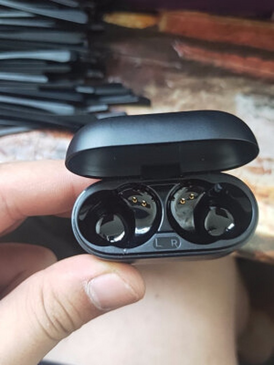 漫步者tw1和x3哪个好,声迈x3和漫步者的区别  漫步者x3也还不错,灵敏