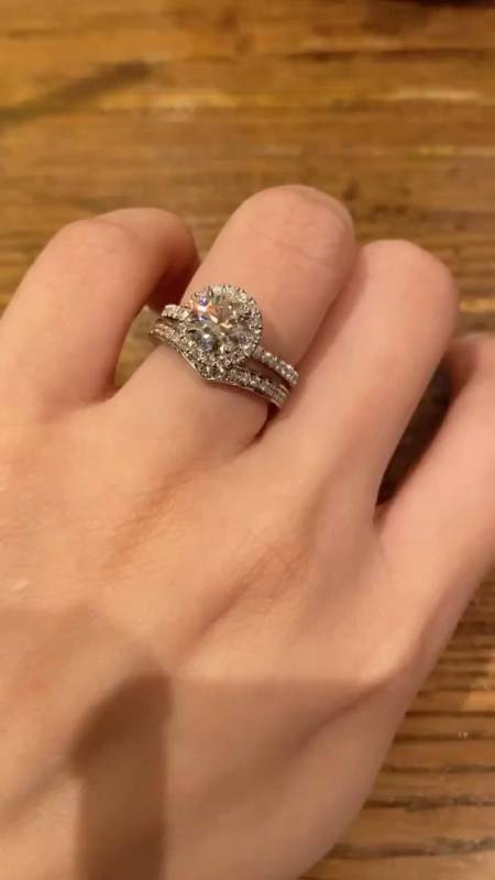 海瑞温斯顿 the one 钻戒 爱情最好的表达方式之一-度小视