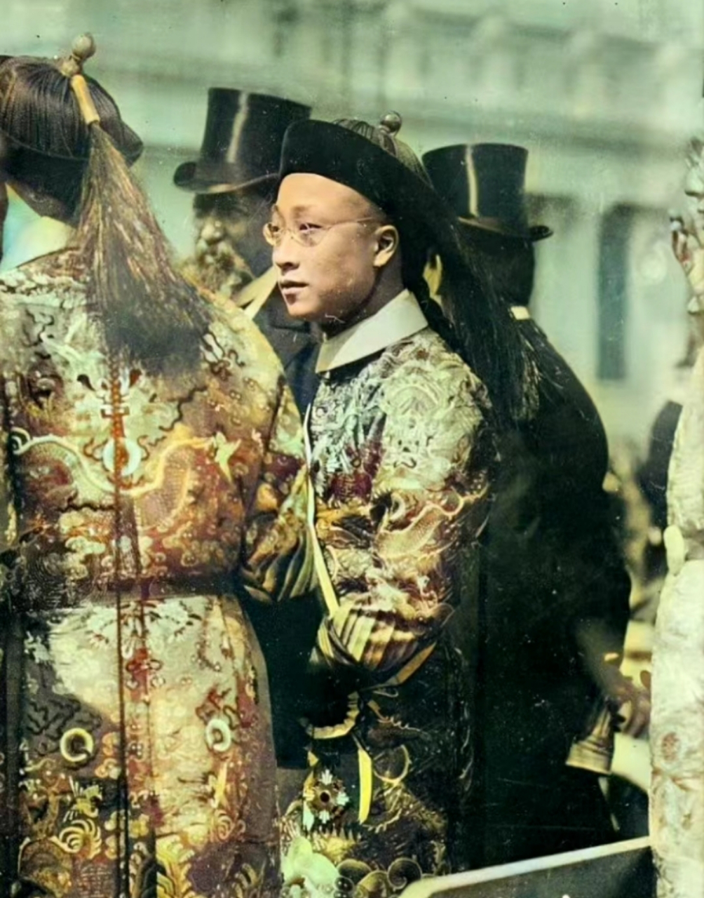 历史老照片,1904年,清朝皇室成员傅伦贝子.