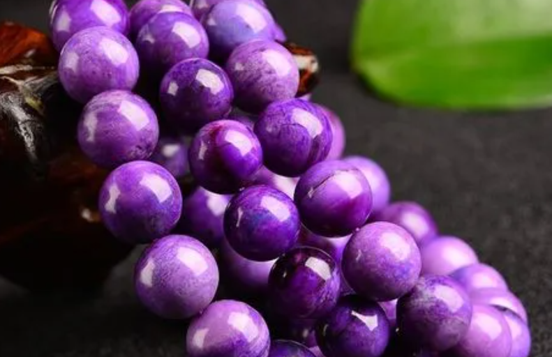 紫色石头是什么石