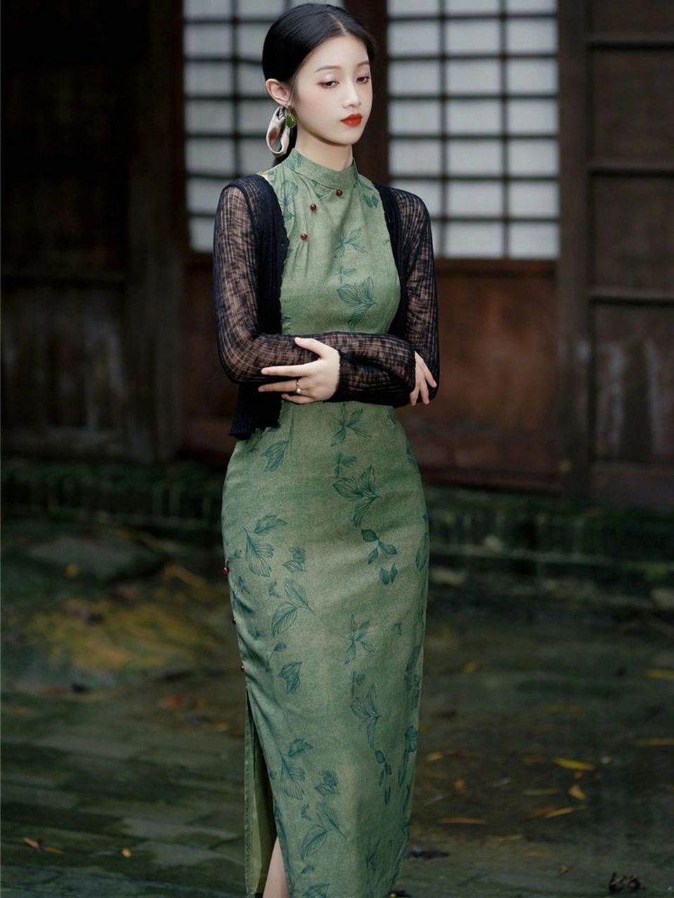 国风韵味美女穿搭,新中式旗袍风格