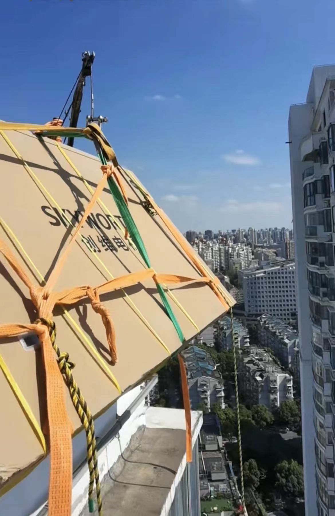 大型电视机吊装搬运上楼注意事项