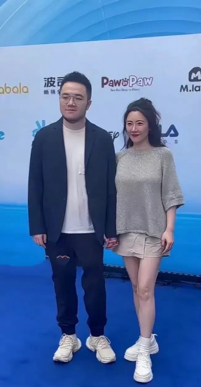 巴图32岁,博谷39岁! 宋丹丹同意了大7岁的姐弟恋