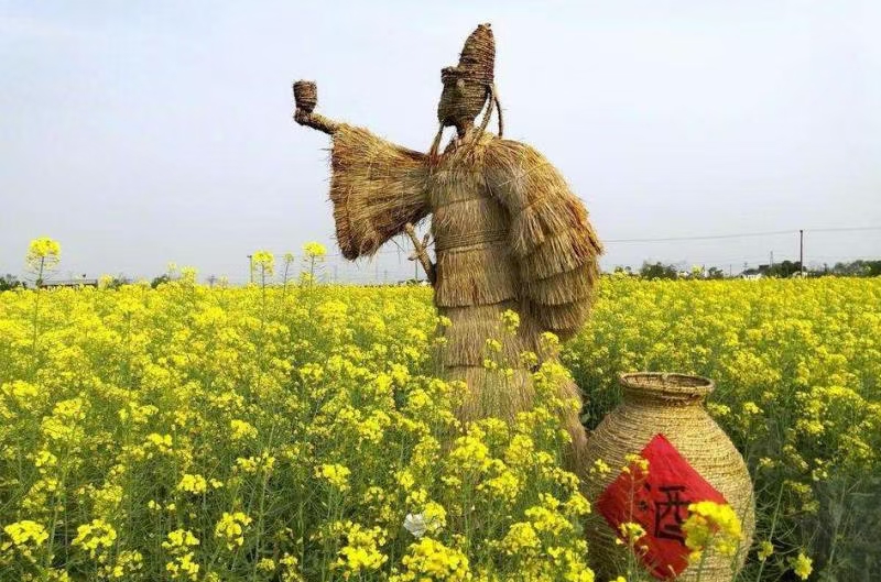 稻草工艺品景观来自稻草工艺品厂家的稻田稻草小品