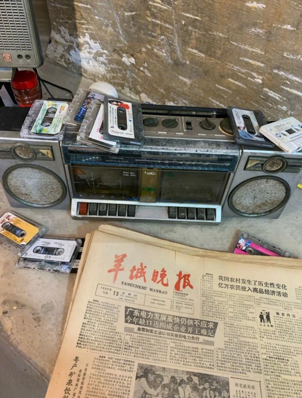 年代感# 最近好喜欢这种有年代感的照片,好多小时候的美好回忆.