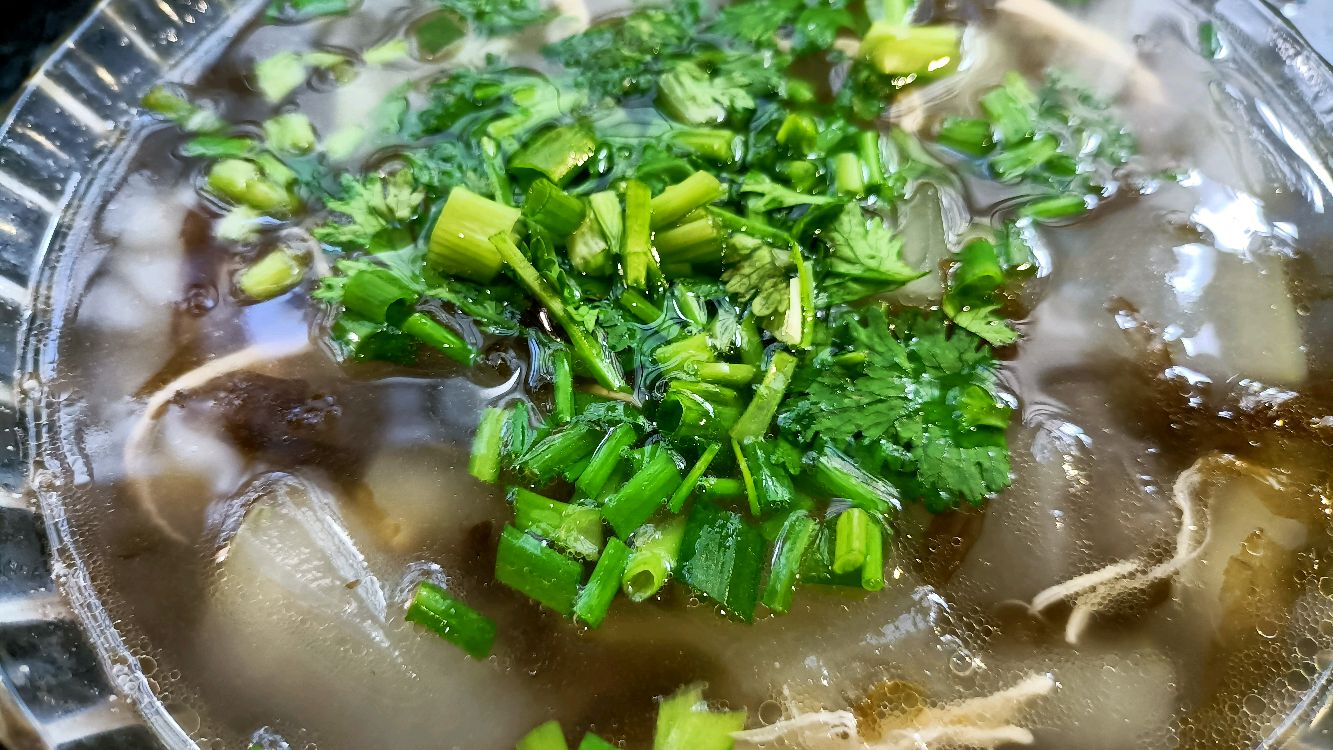 暖心鸡丝紫菜冬瓜汤,简单又好喝,我家宝宝能喝一大碗!