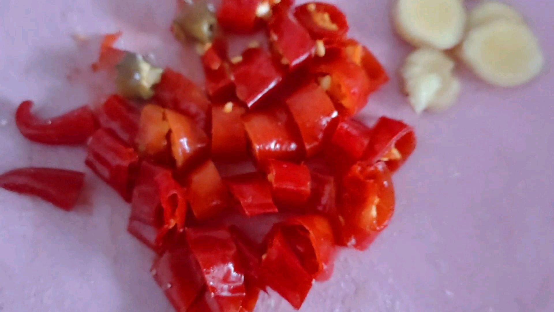 买菜也要很开心!看我来个莴笋肉丝!