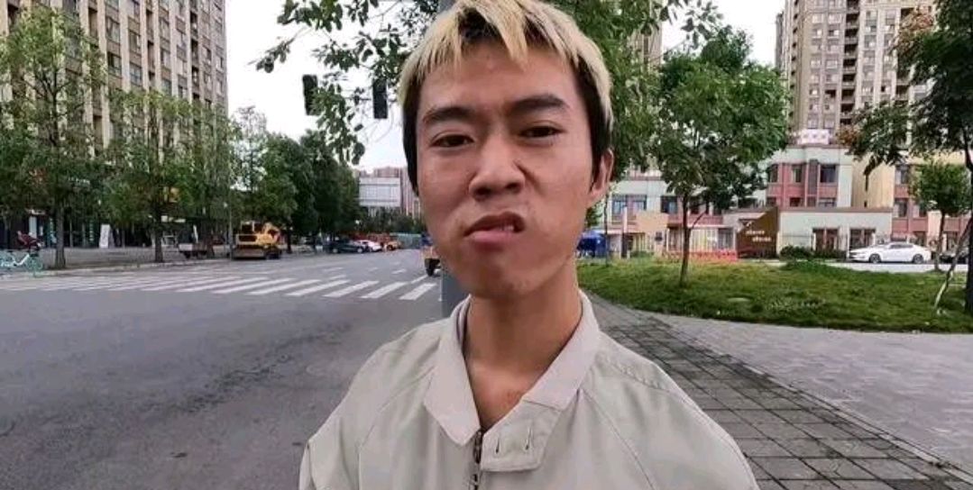 继风小逸后又有一位娘娘腔"王甜心"出现,沙雕日常却被观众追捧