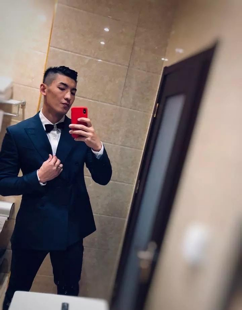 健身教练西装杀#健身