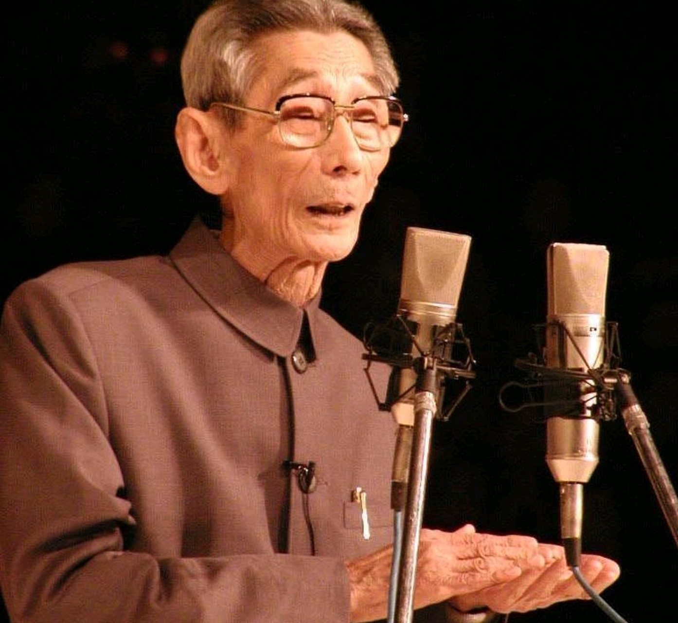 马三立(1914年10月1日-2003年2月11日),出生于北京,祖籍甘肃省金昌市