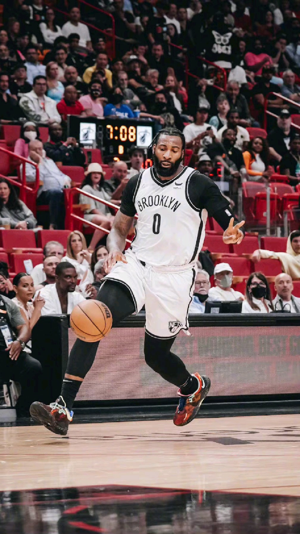 布鲁克林篮网比耶队!格里芬,德拉蒙德进球后双双比耶