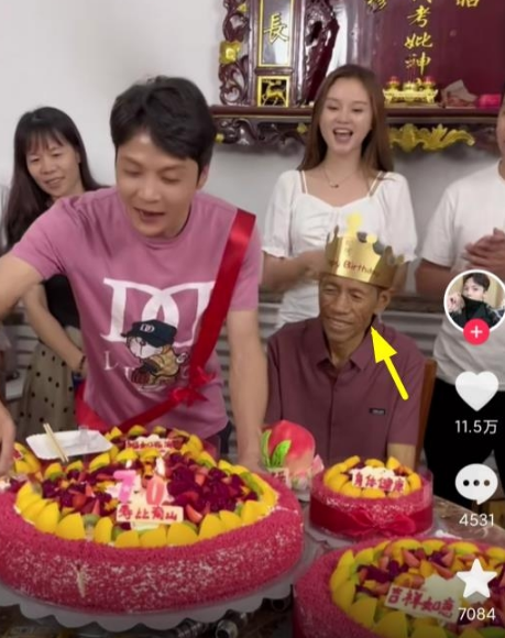 网红张焱父亲患癌去世,网友惋惜:全网最搞笑的父子再也无法相见