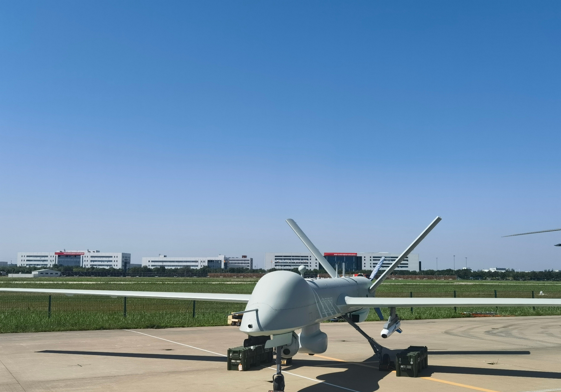 解放军陆军无人机以kvd命名.