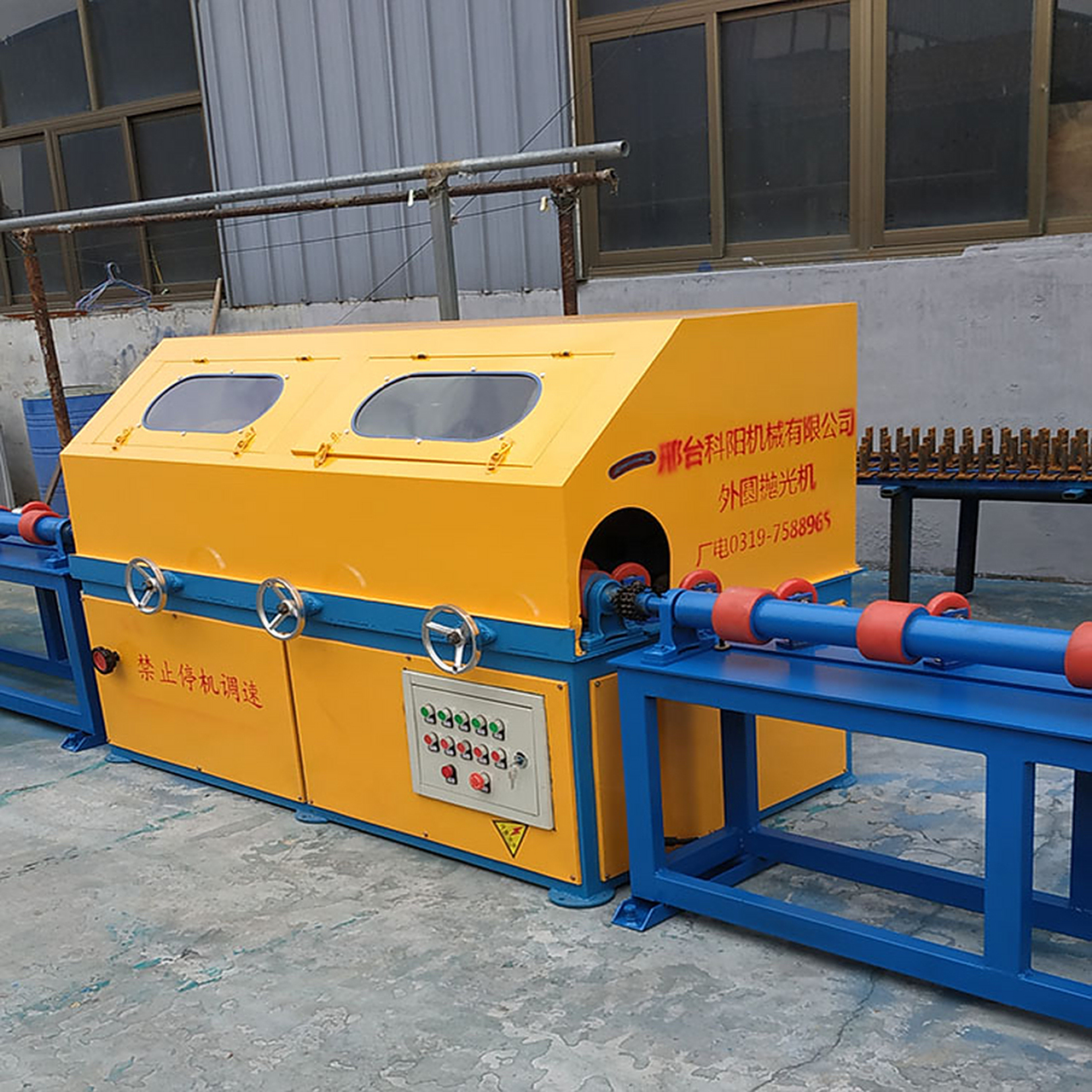 纯铁圆棒抛光机圆棒镜面抛光除锈机圆棒除锈机械环保圆棒打磨图片#圆