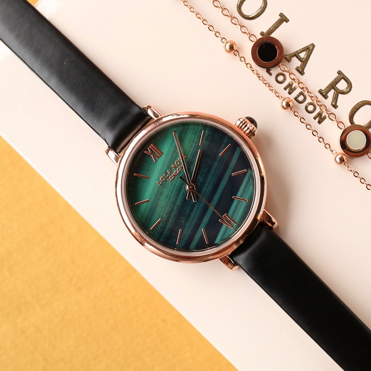 lolarose英国小众简约文艺小表盘ins孔雀石纹理/lolarose   色彩大胆