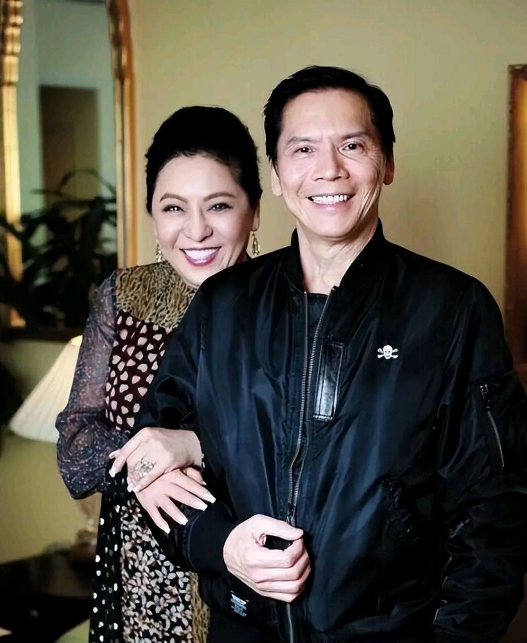 1996年,京城第一小混混白小航,在点歌台闹事,向华强警告白小航不要