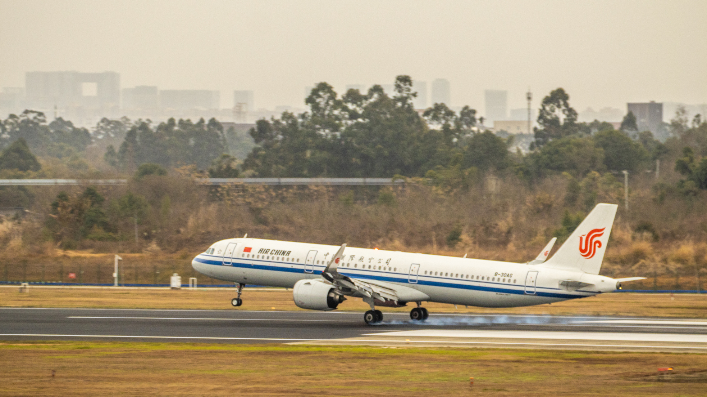 国航空客a321降落图片