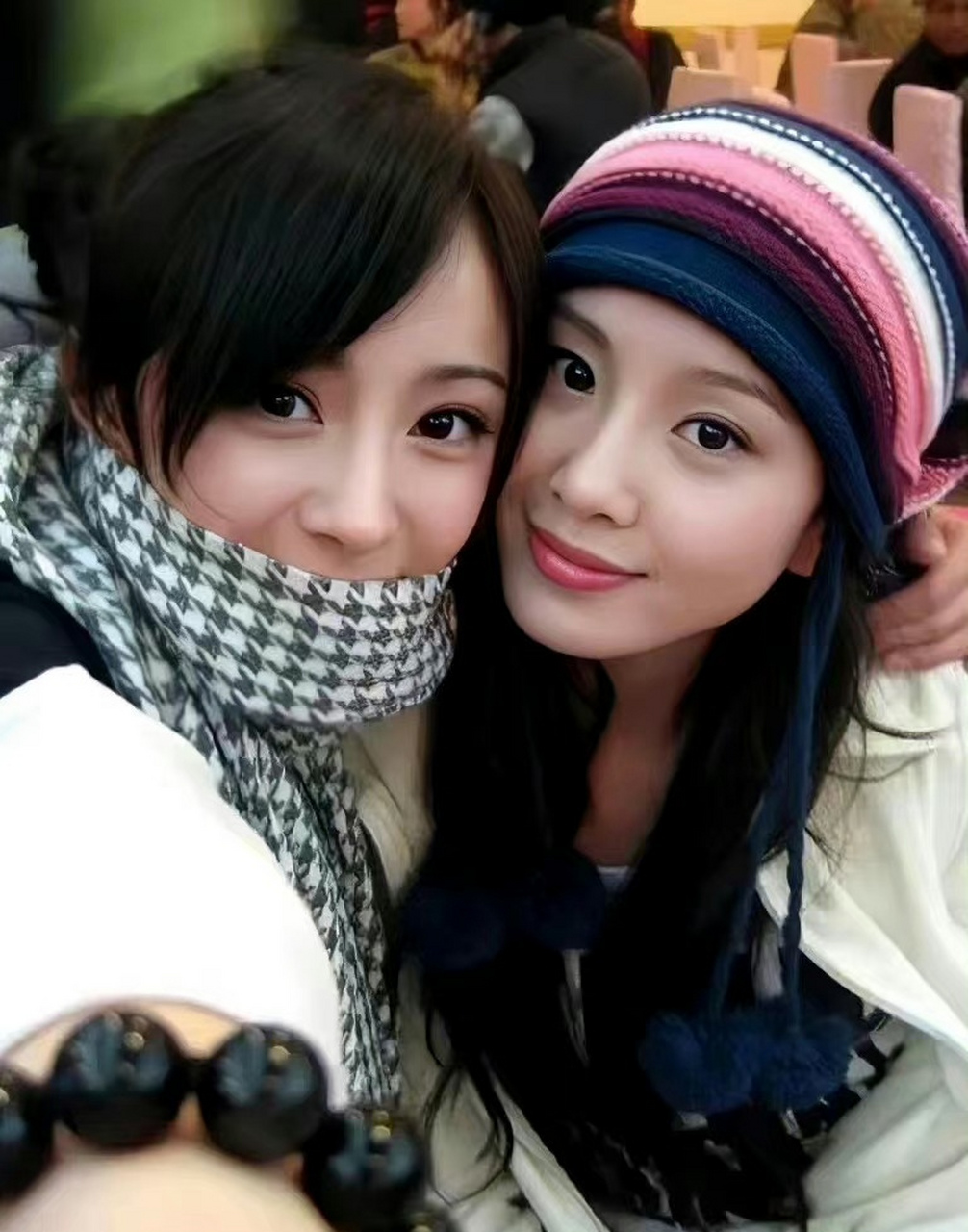 杨幂和刘诗诗真的感情很好啊,这对cp我从埃及行嗑到现在 已经十四年了