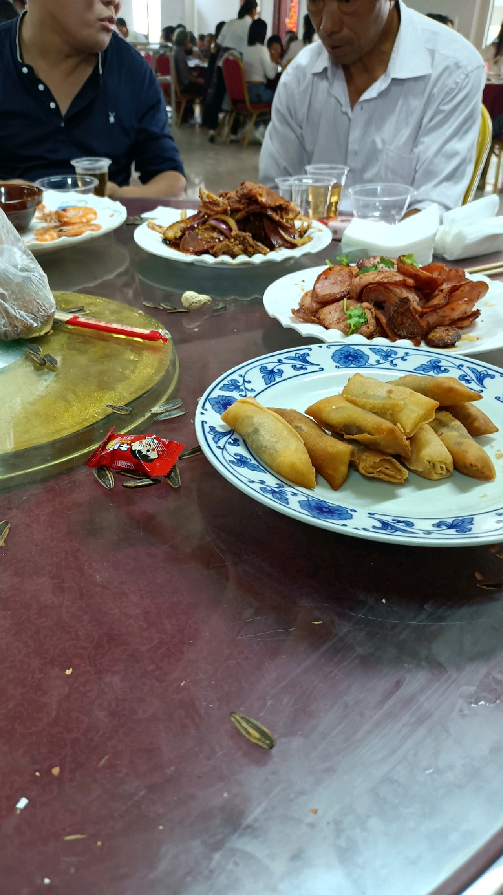 农村吃席,山东满月宴习俗大赏,吃美食,喝喜酒-度小视