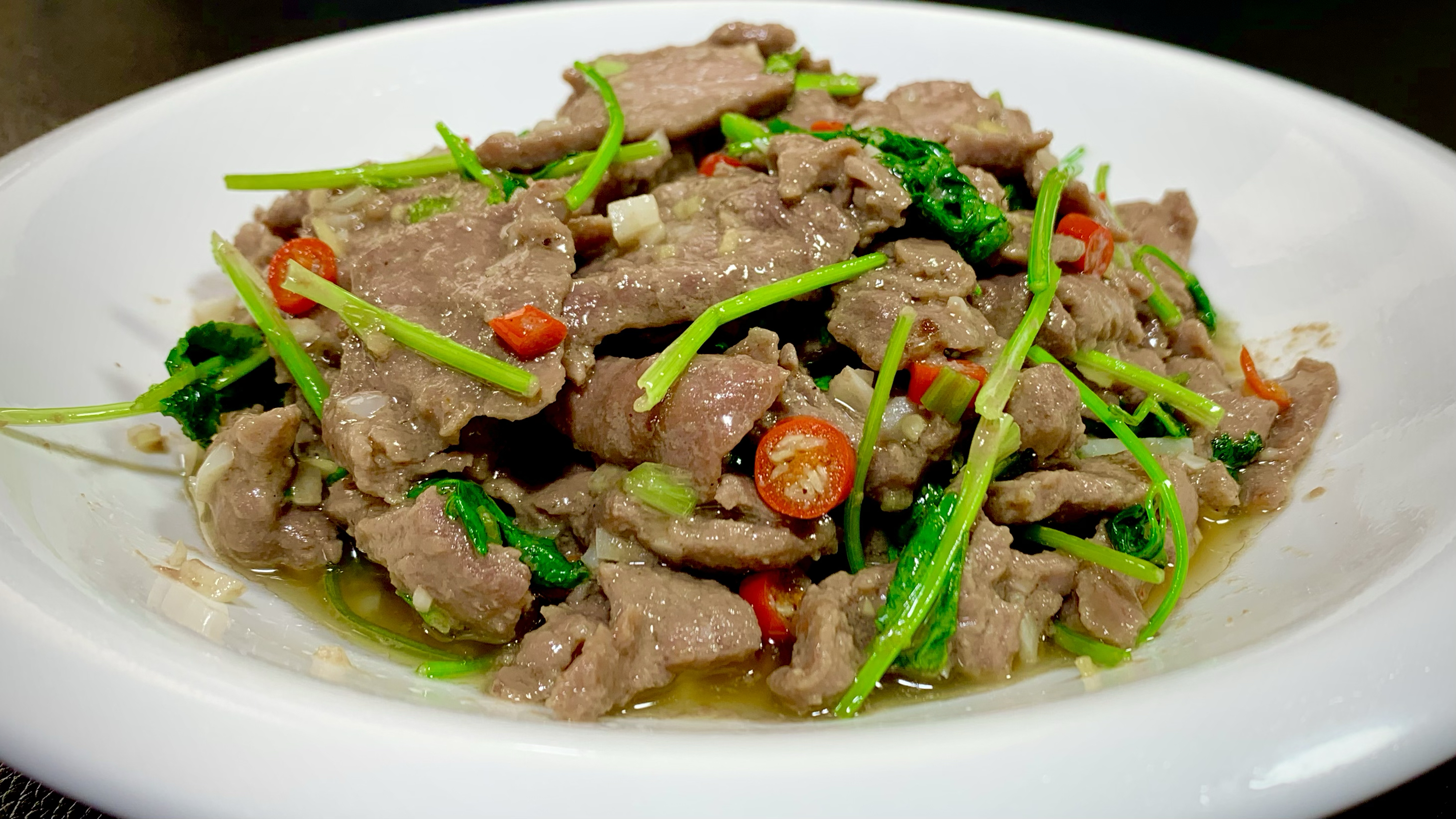 湖南小炒黄牛肉为啥那么好吃,饭店总厨教你技巧,简单好吃又实用