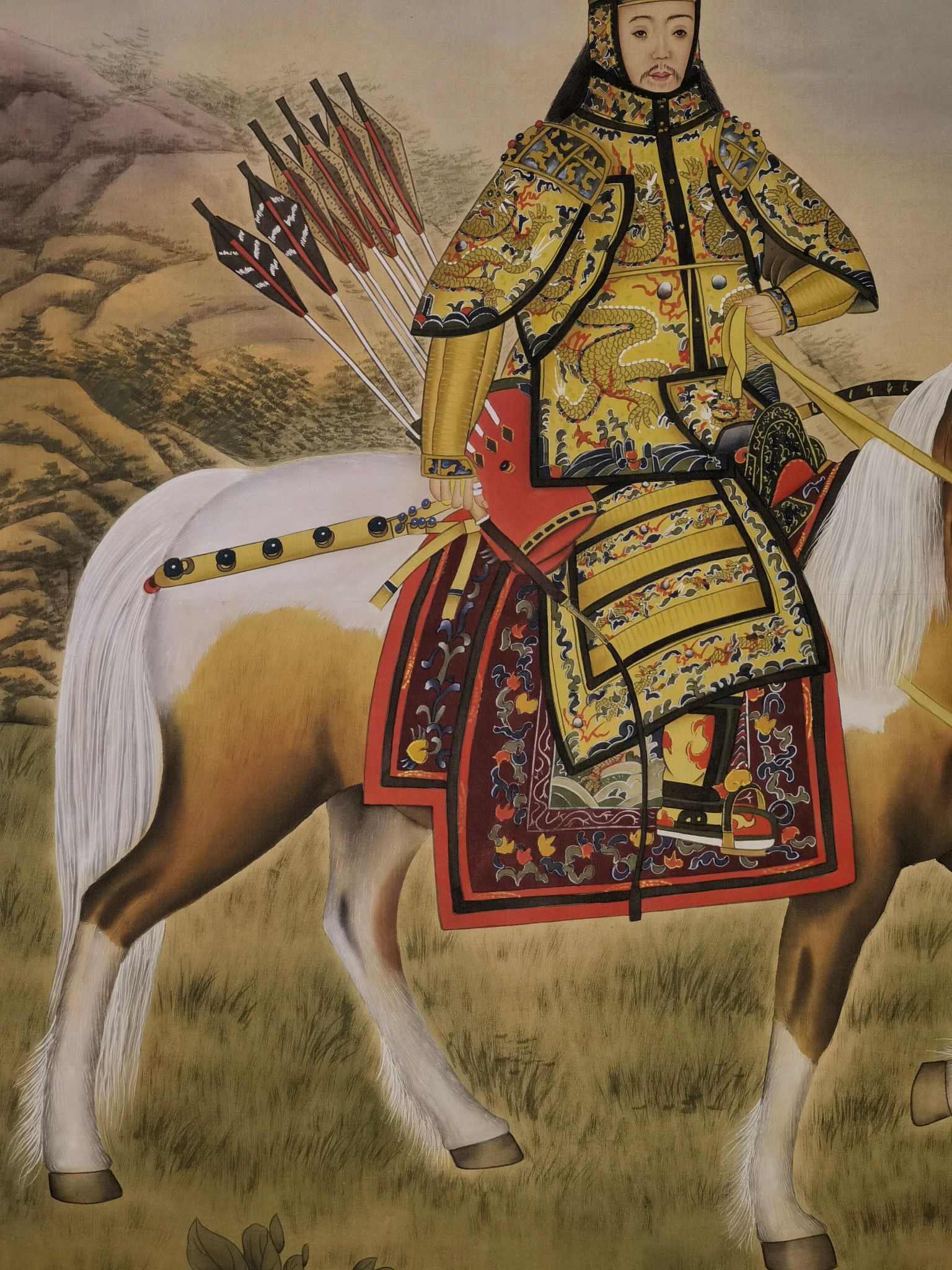 郎世宁绘乾隆像珍品绢本立轴