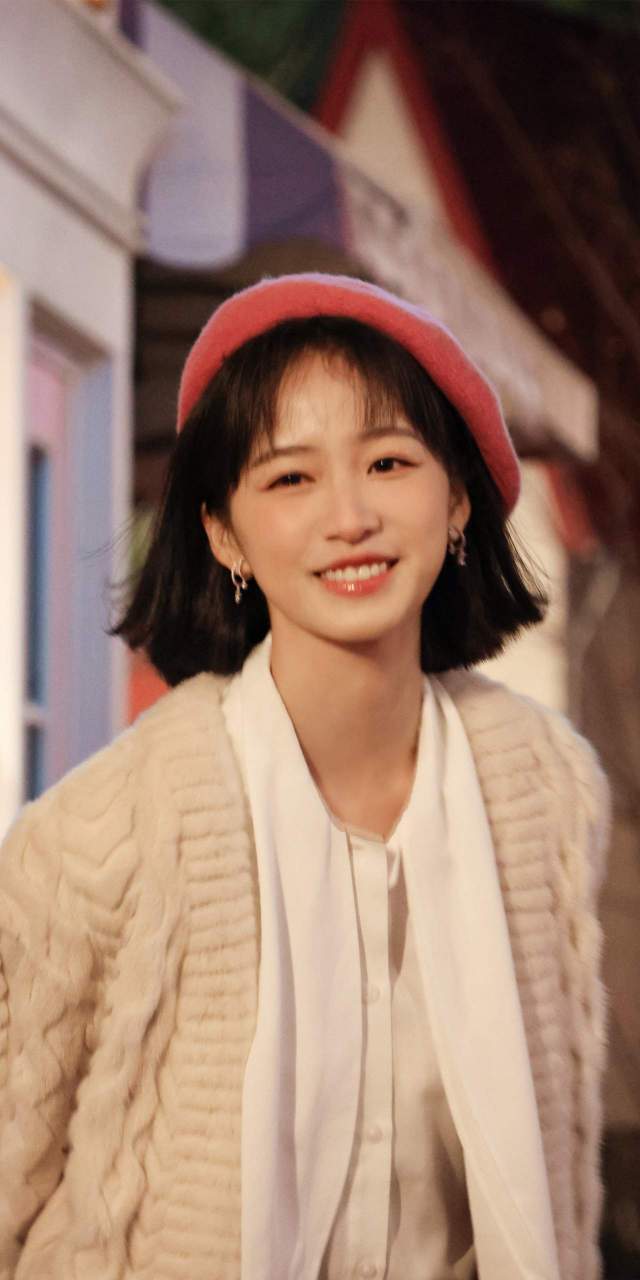 杨肸子!冬日甜美写真#明星生图大赏# #我们都爱聊八卦# #娱乐