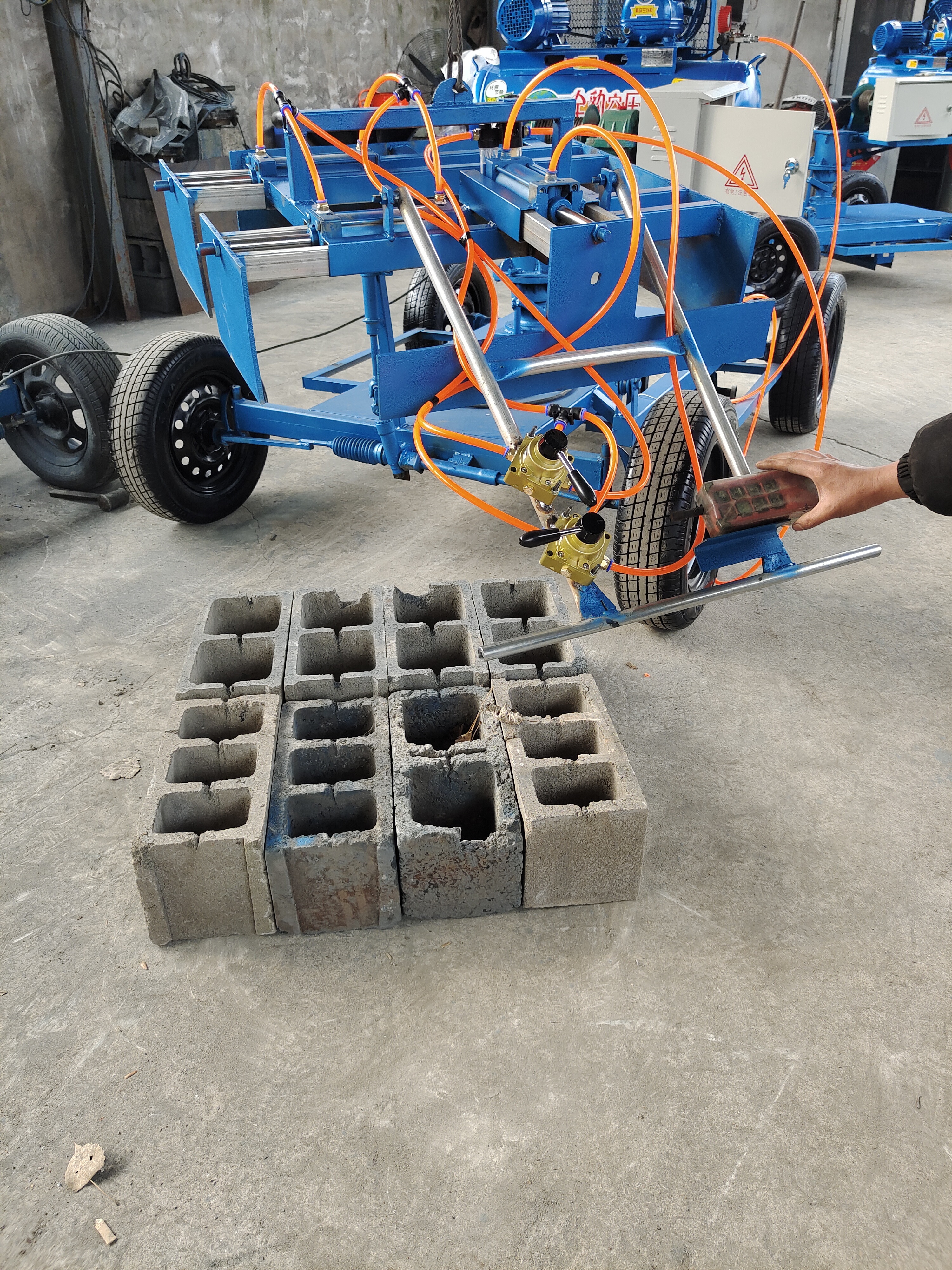 空心砖码垛机装车机智能机