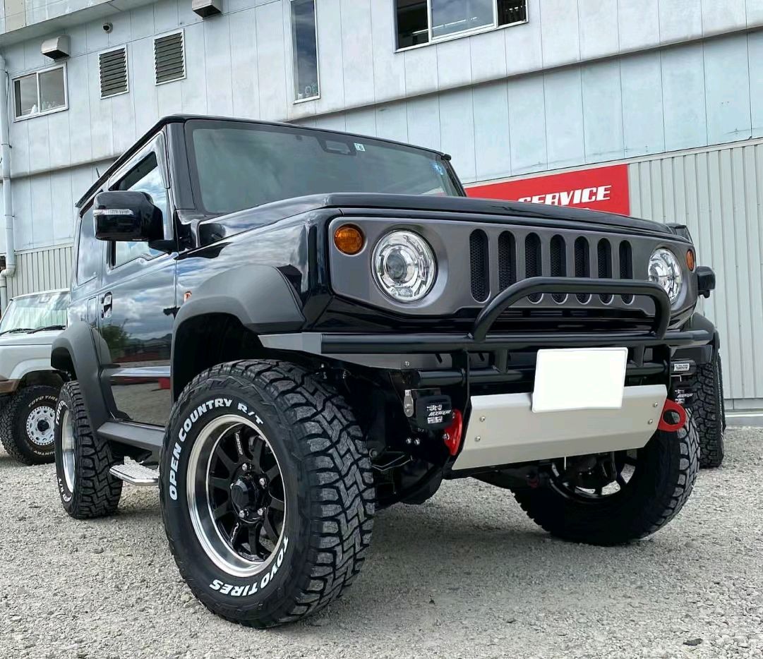 2024款铃木吉姆尼:精气神十足,海外售价约人民币15万,个性霸气