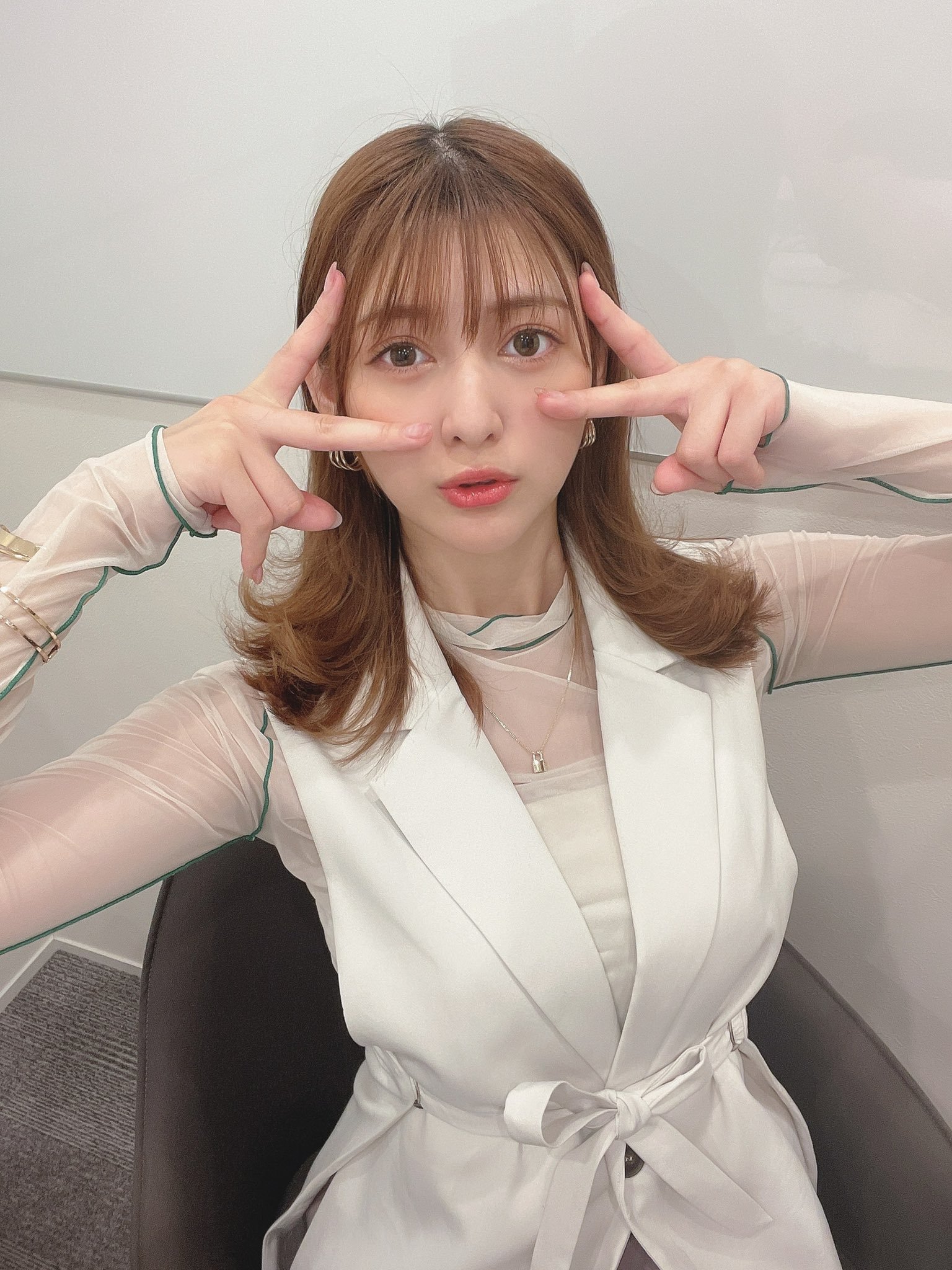 混血美女安洁拉芽衣