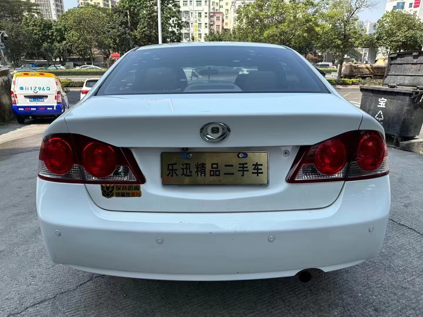 12年本田思铭,1.8l手动挡出2.68万,思域的同胞兄弟,12万公里