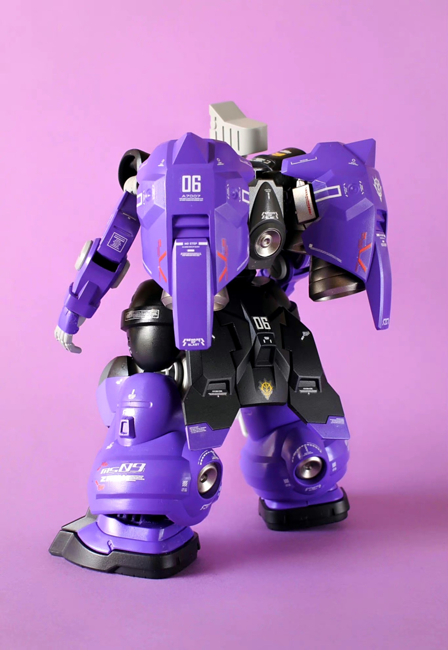 一组风格独特的机动战士高达中的ms,元祖高达与大魔,by g_p_solo.