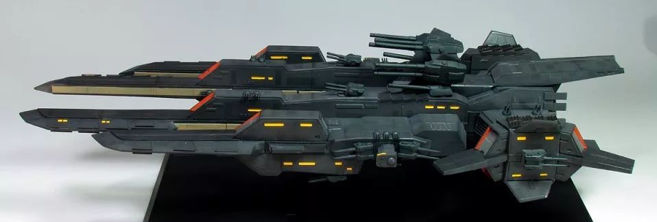 机动战士高达宇宙世纪:地球联邦军 雷比尔将军号宇宙战舰