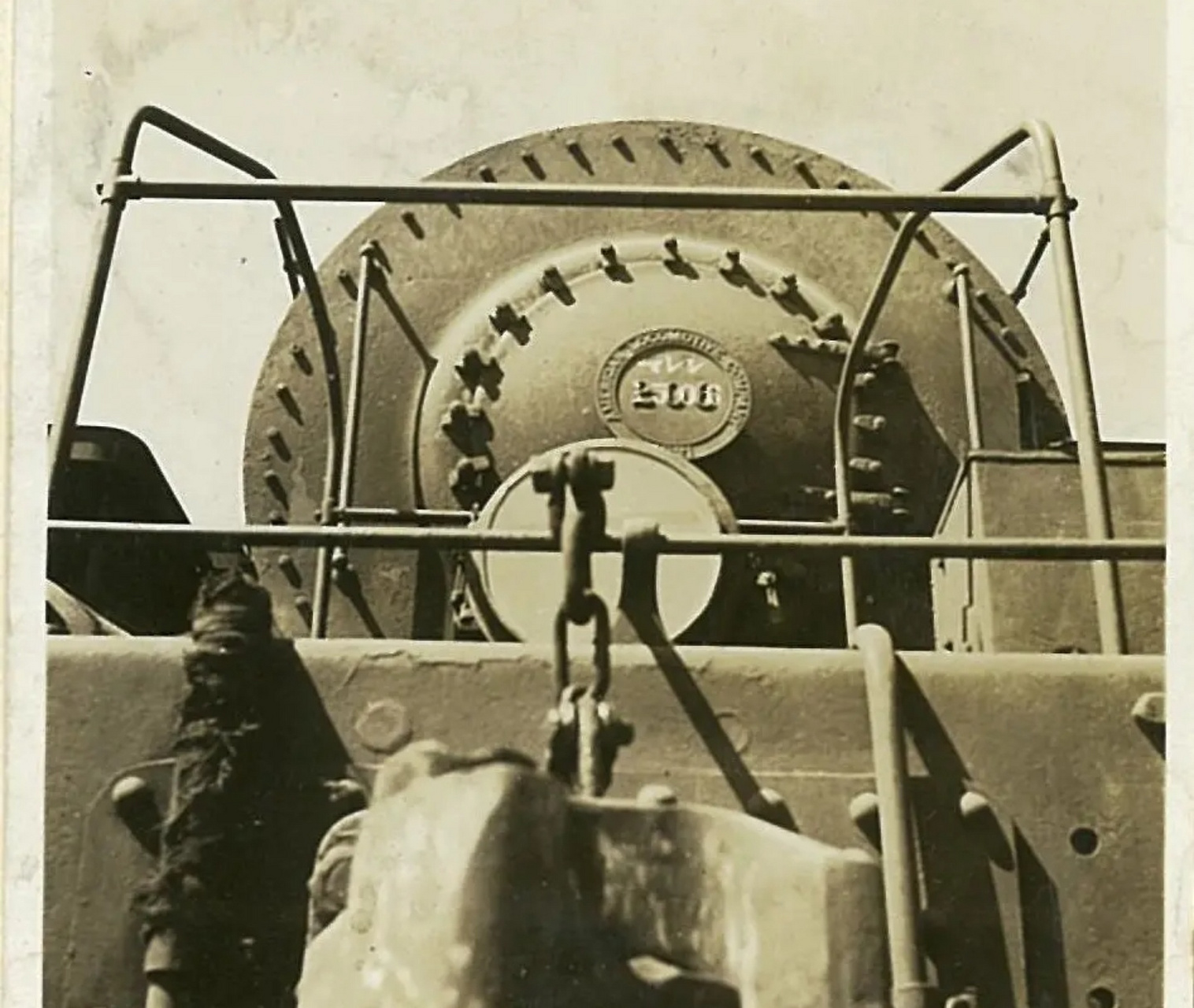 曾经的中国铁路最大号的蒸汽机车——马莱4型蒸汽机车,从1921年运抵