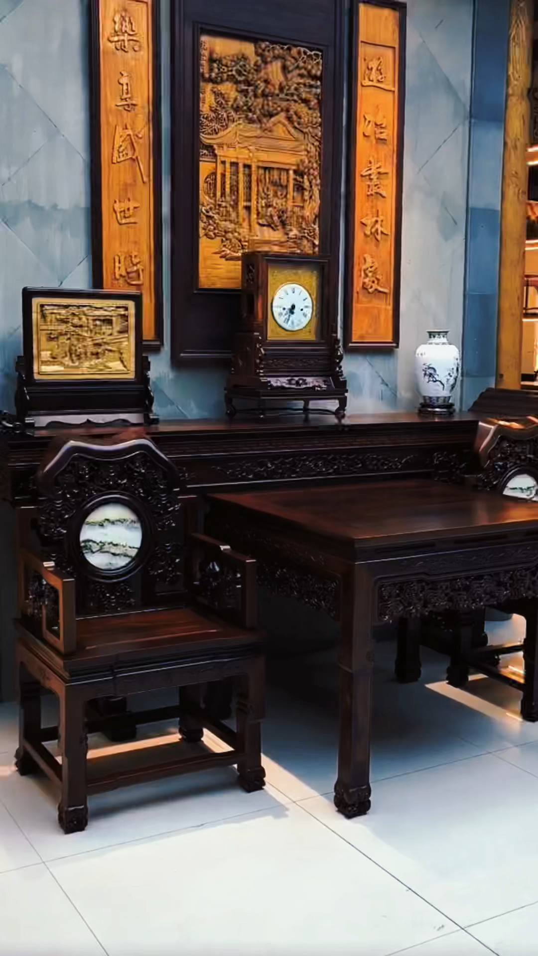 全屋定制中式别墅装修大红酸枝中堂6件套搭配