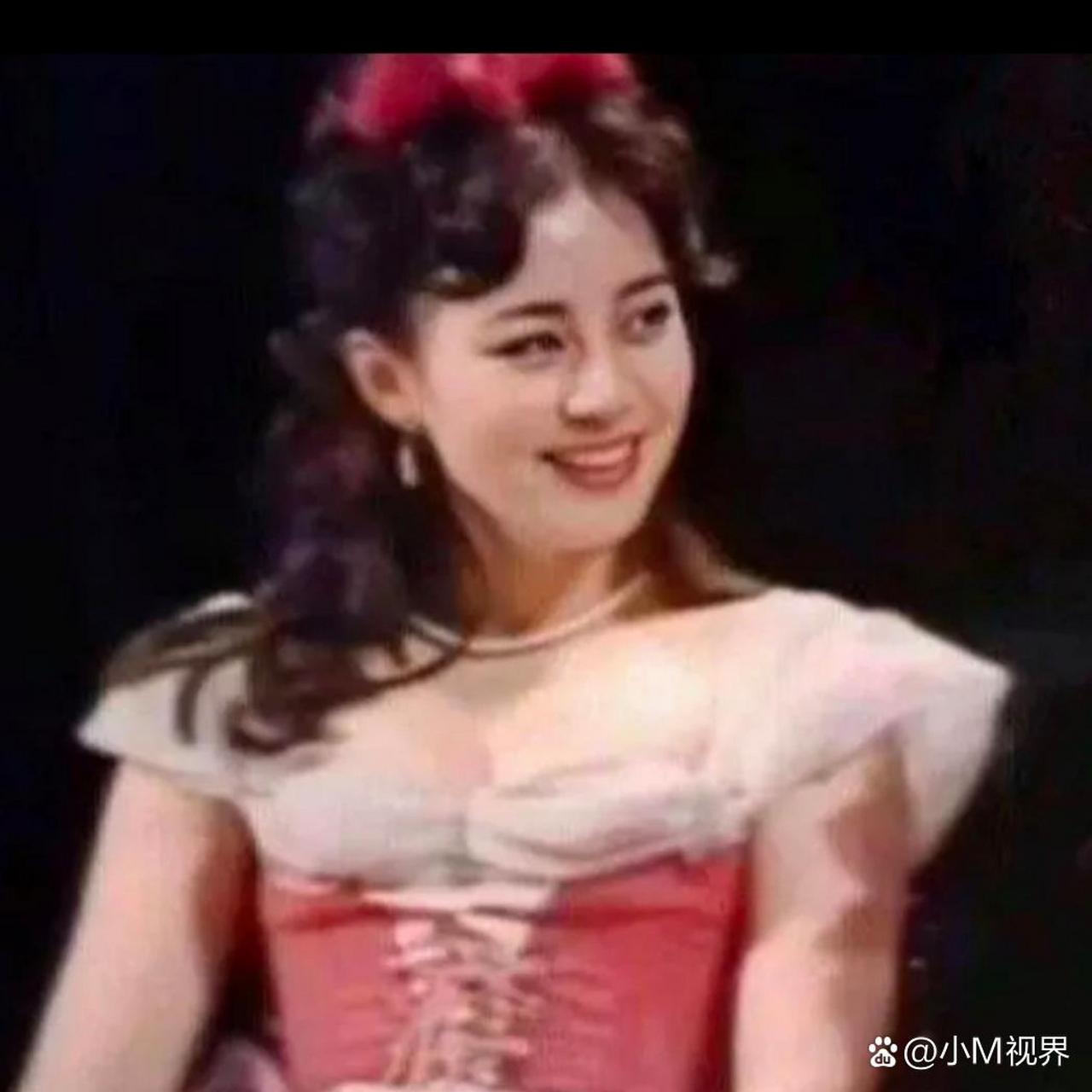 考古【宋丹丹】年轻旧照,这颜值,这气质,放在30年前秒杀一大片,问题