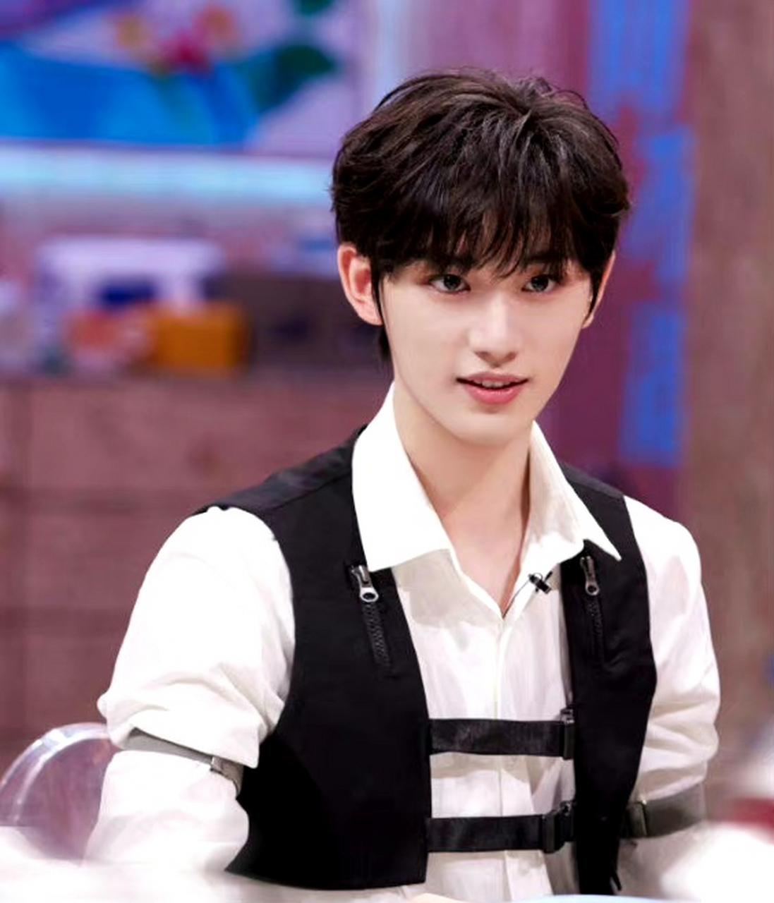 丁程鑫将暂停录制你好星期六