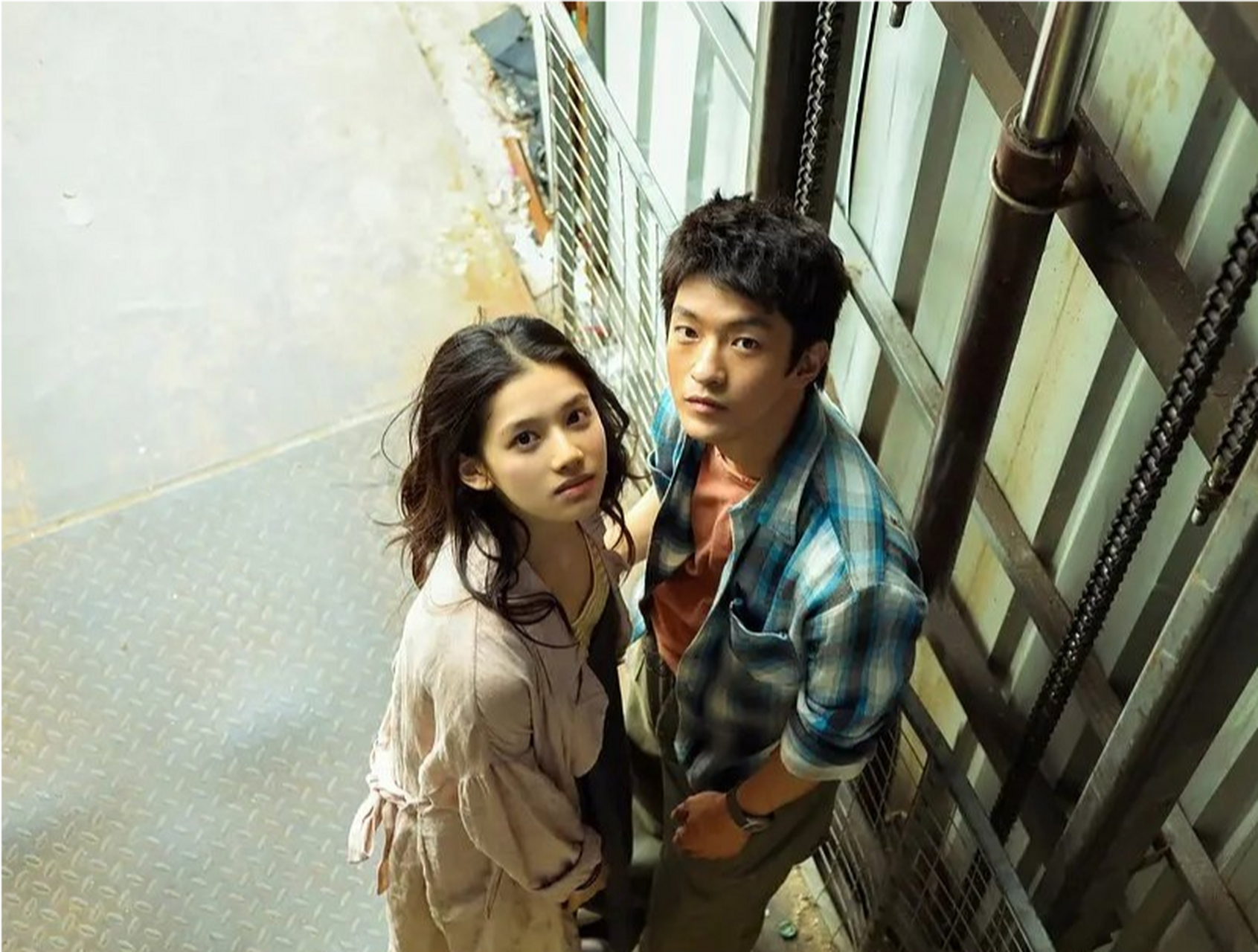 《我要我们在一起》 屈楚萧,张婧仪,两个人站在那儿就很有质感,两个人