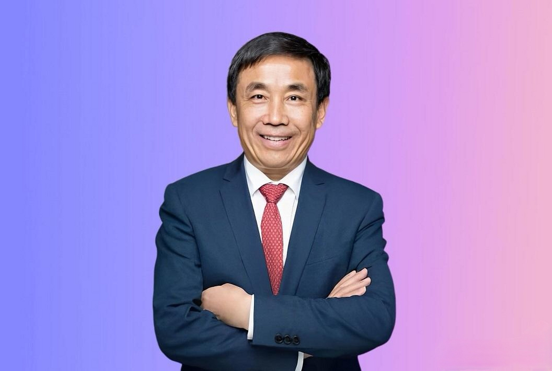 他大学毕业后被分配到机械工业部下属的外事局工