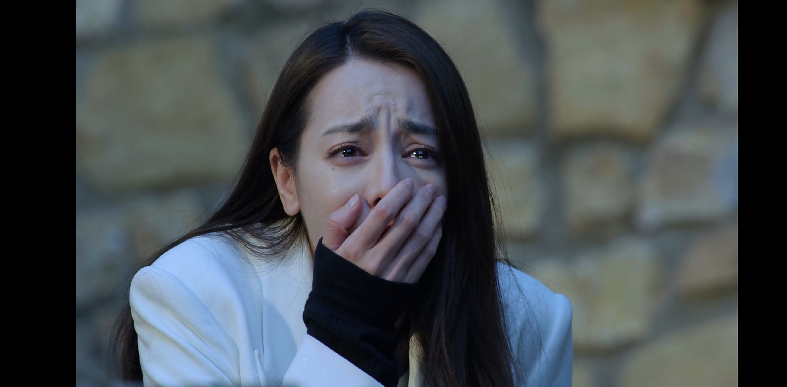 老是在看一个片段两三分钟,就跳到另一个片段,然