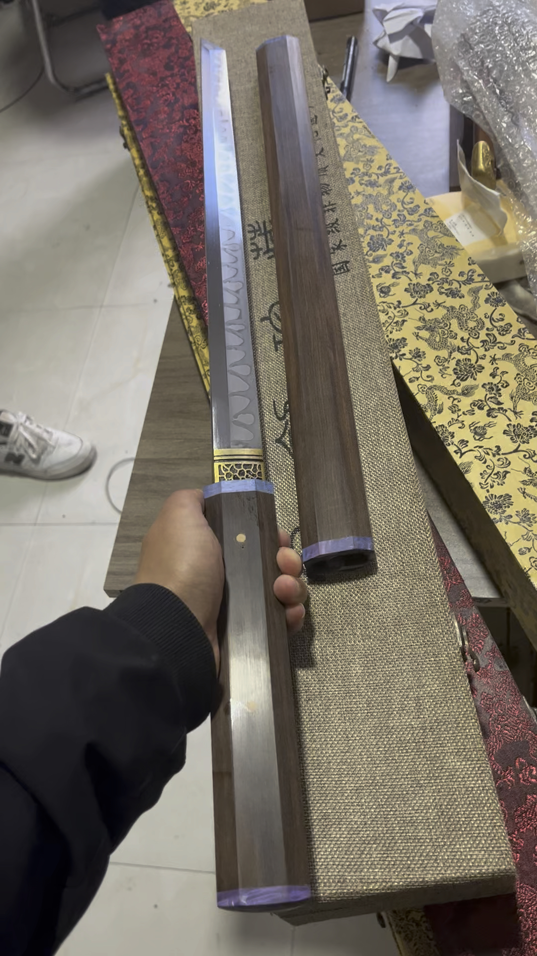 素装唐刀,影视作品