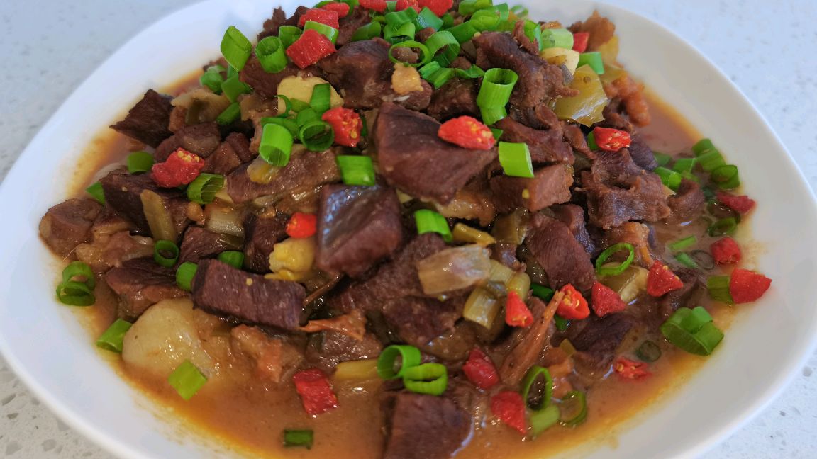 家常炖羊后腿肉,软烂鲜香入味,家常做法家乡人的最爱,你也喜欢